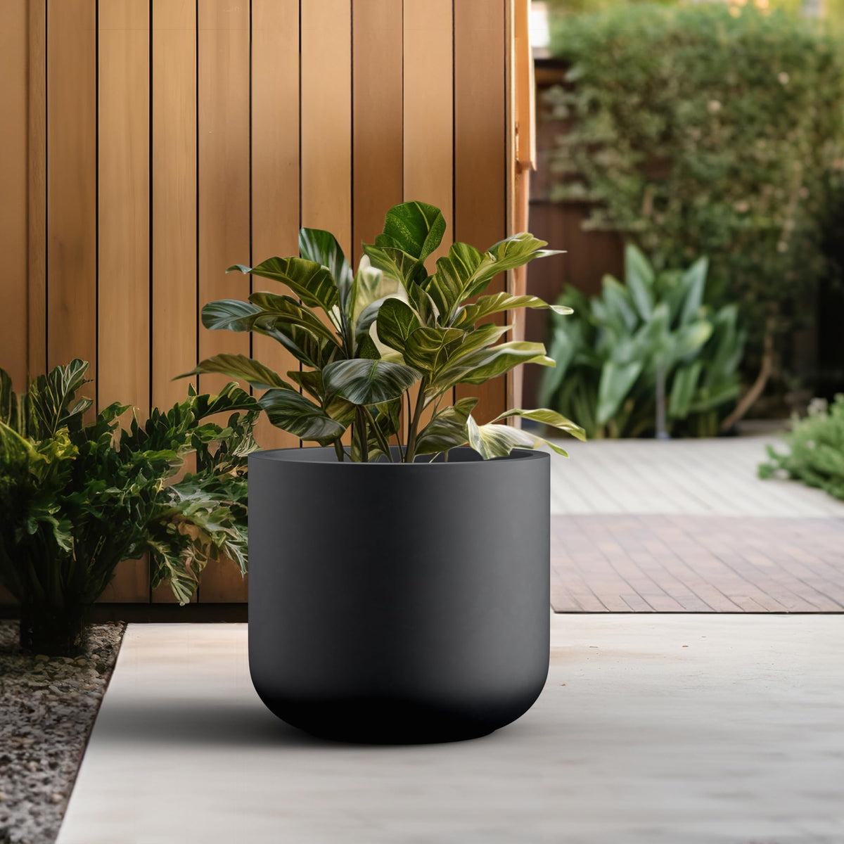 Kante Round Concrete Planter, 17.3 Inch Dia Classic-Style Large Pot with Drainage, Black Finish with Painted Interior, for Indoor & Outdoor Plants, Home, Patio and Garden
