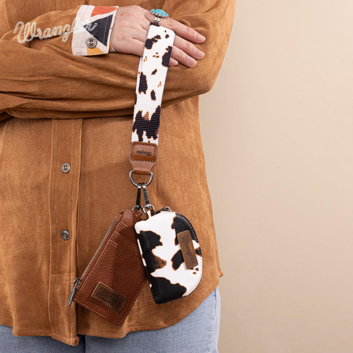 Montana West Wrangler Cow Print KeyChain Wristlet Wallets for Women Western Dual Pouch Wristlet Portable Credit Card Holder Wallet With Zipper